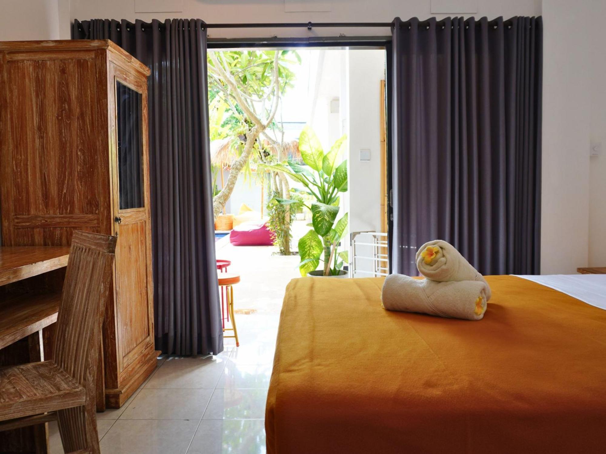 Summer Of Surf Hostel Uluwatu Унґасан Екстер'єр фото