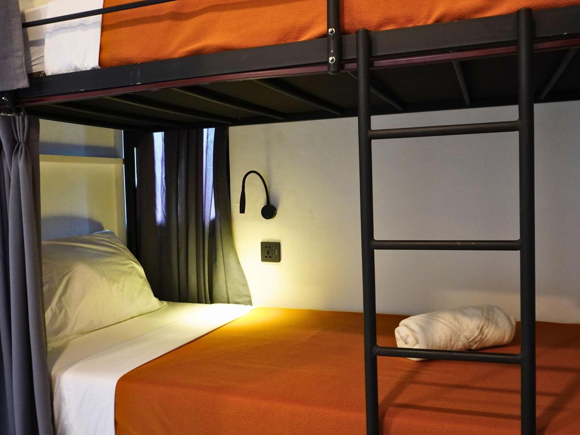 Summer Of Surf Hostel Uluwatu Унґасан Екстер'єр фото