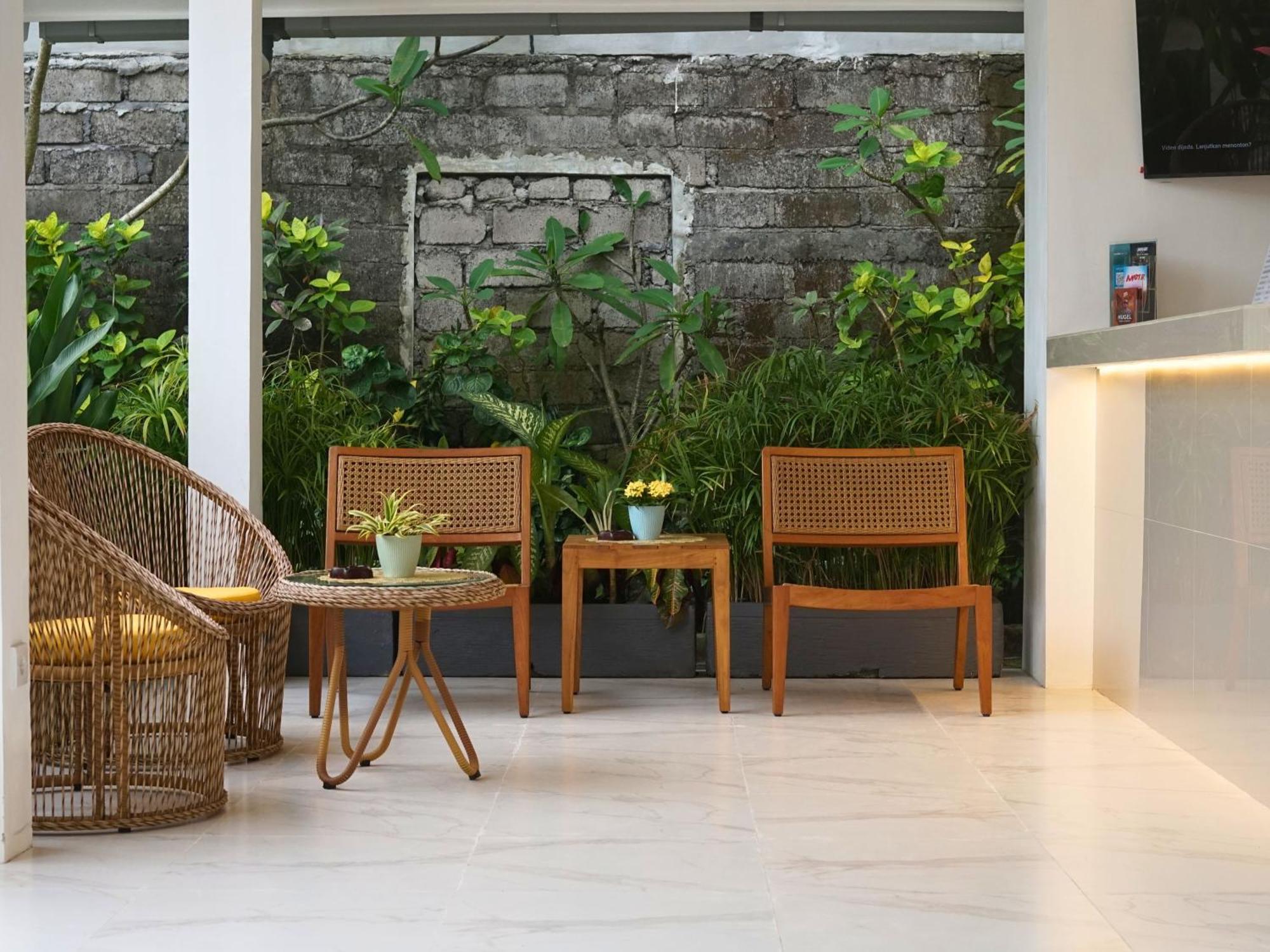 Summer Of Surf Hostel Uluwatu Унґасан Екстер'єр фото