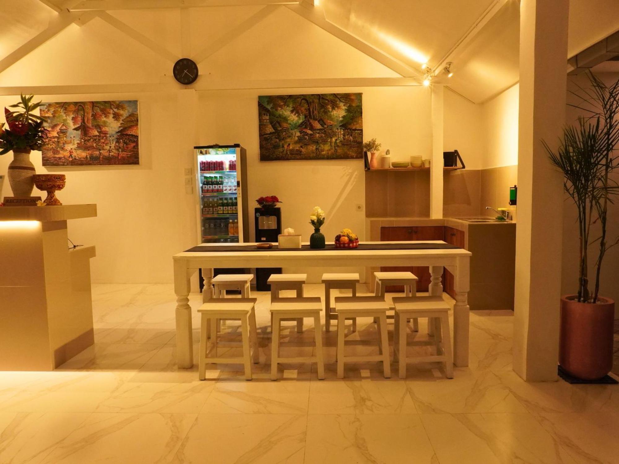 Summer Of Surf Hostel Uluwatu Унґасан Екстер'єр фото